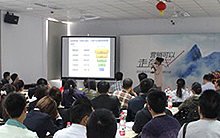 “營(yíng)銷(xiāo)可以走直線”——2012企業(yè)營(yíng)銷(xiāo)研討會(huì)新鄉(xiāng)站報(bào)道