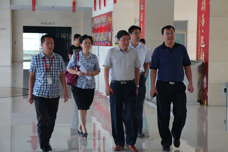 新鄉(xiāng)市市委組織部領導蒞臨青峰網絡指導工作